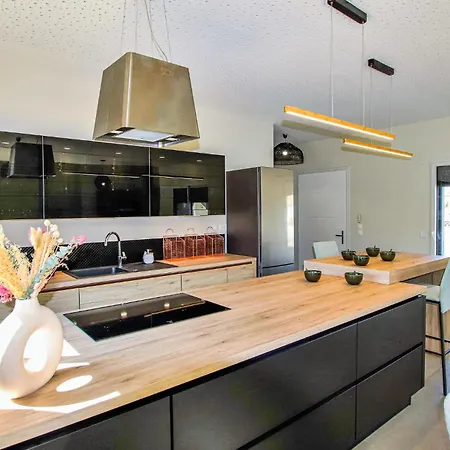 Holiday home Amazing In D Andran Cleon-d'Andran